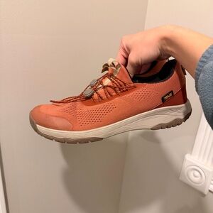 Teva Gateway Shift Hiking Shoes